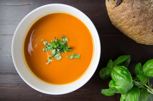 Comment préparer une soupe de courge musquée onctueuse sans crème ?